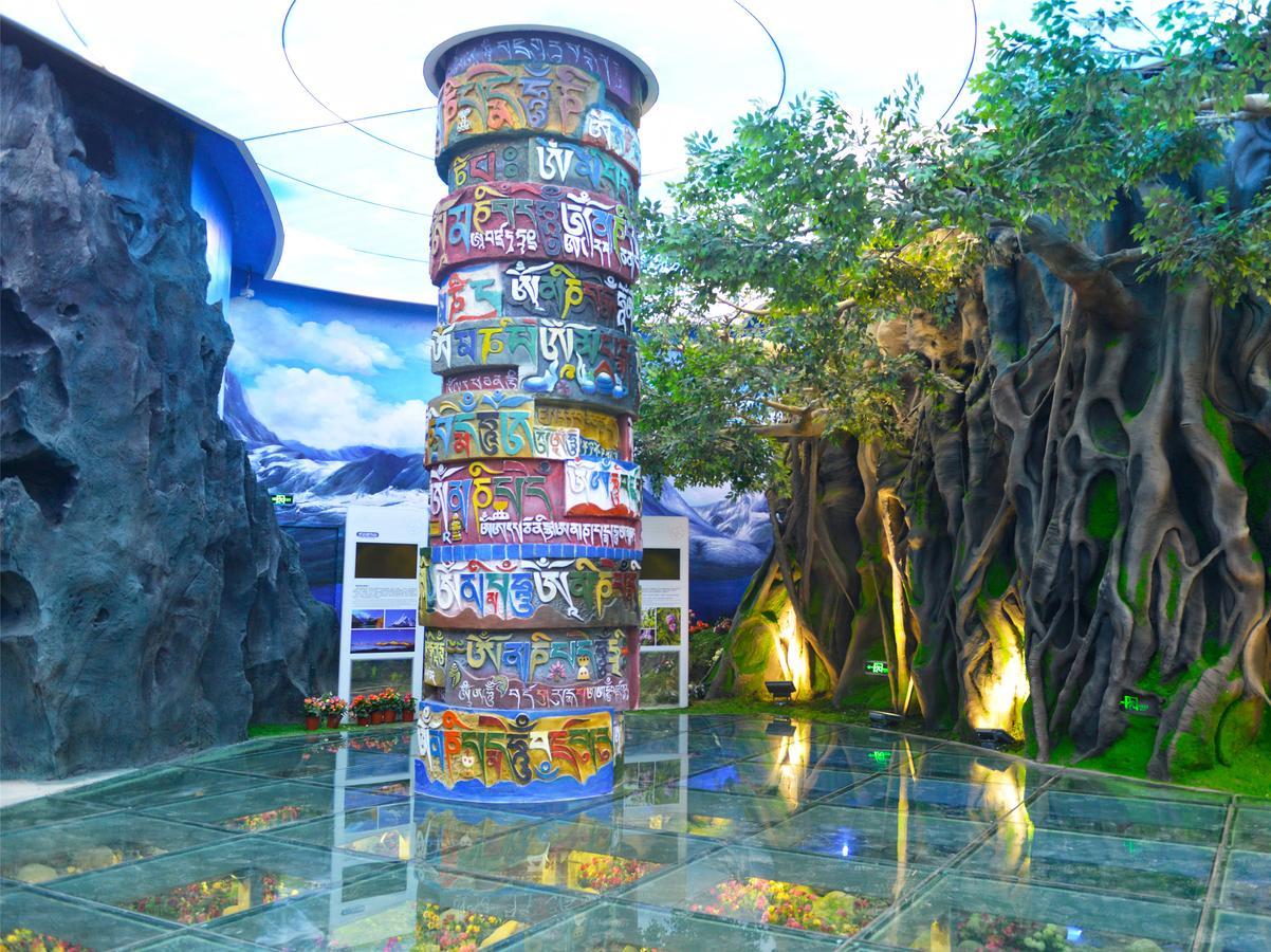 Howard Johnson Flower City Hotel Kunming Eksteriør bilde