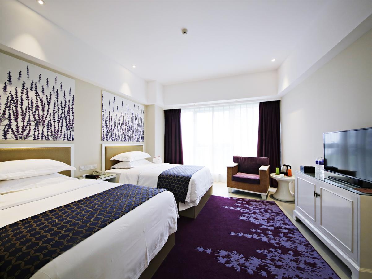 Howard Johnson Flower City Hotel Kunming Eksteriør bilde