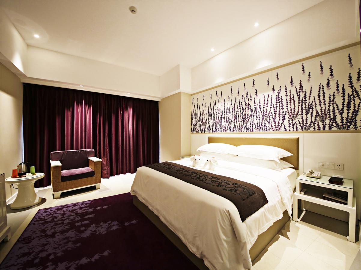 Howard Johnson Flower City Hotel Kunming Eksteriør bilde