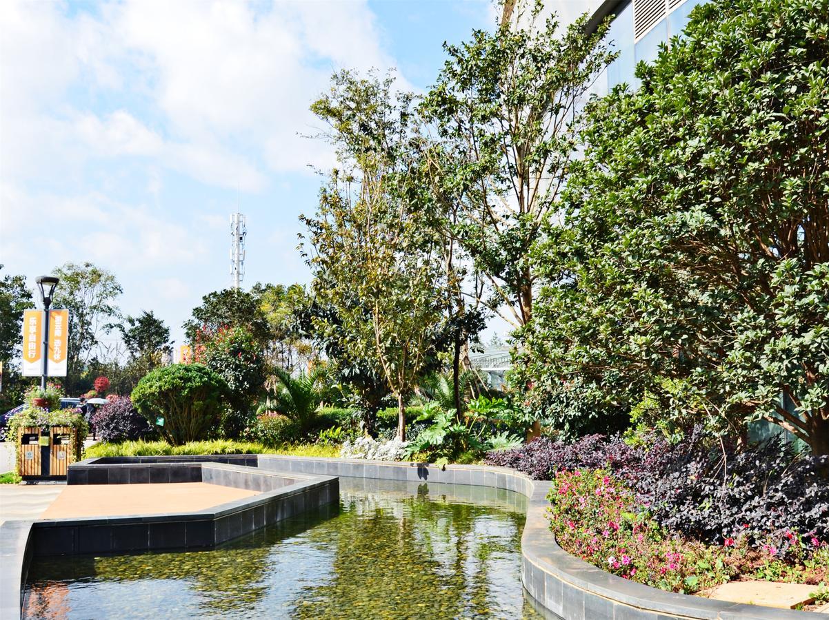 Howard Johnson Flower City Hotel Kunming Eksteriør bilde